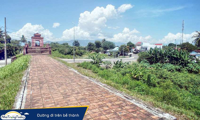 th&agrave;nh cổ di&ecirc;n kh&aacute;nh Nha Trang