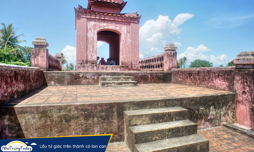 th&agrave;nh cổ di&ecirc;n kh&aacute;nh Nha Trang