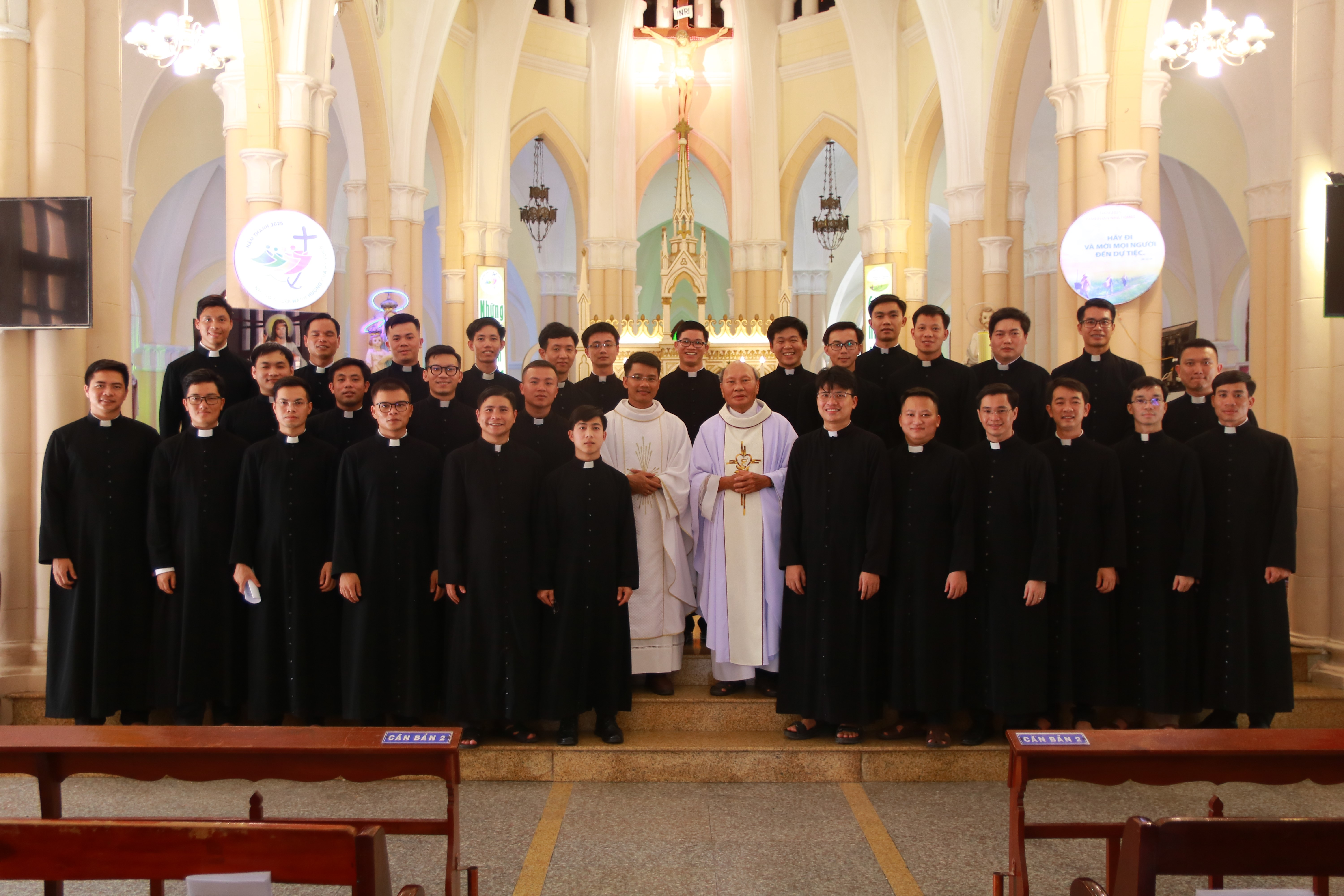 Chủng sinh khóa XX hành hương năm thánh Hy vọng
