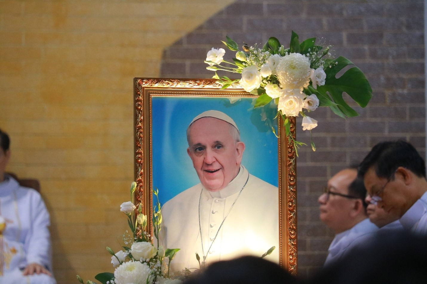 Tưởng nhớ và cầu nguyện cho Đức Giáo Hoàng Phanxicô