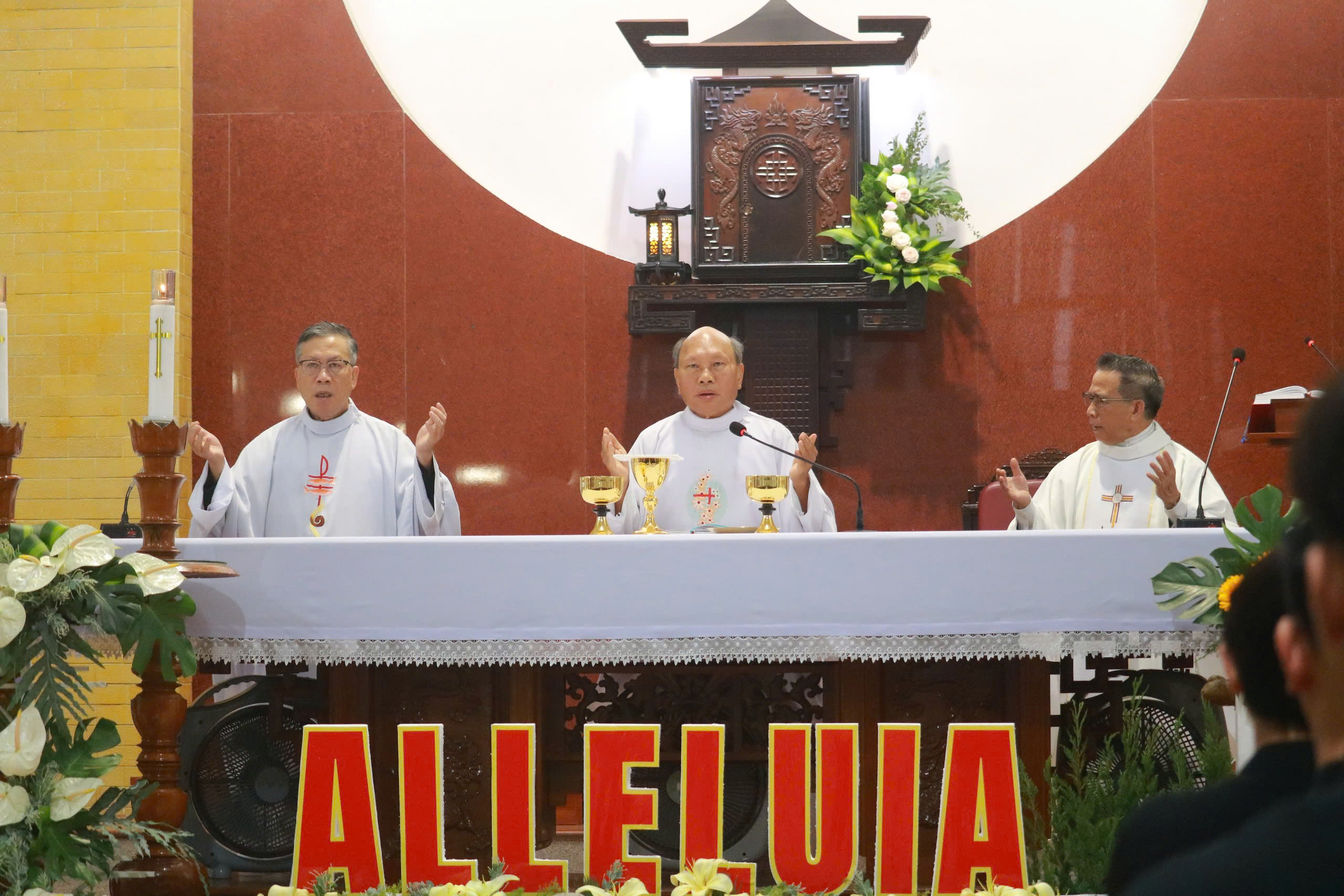 Đại Chủng viện Sao Biển Nha Trang mừng 23 năm hồng ân linh mục của Cha Anrê Đoàn Văn Điểm