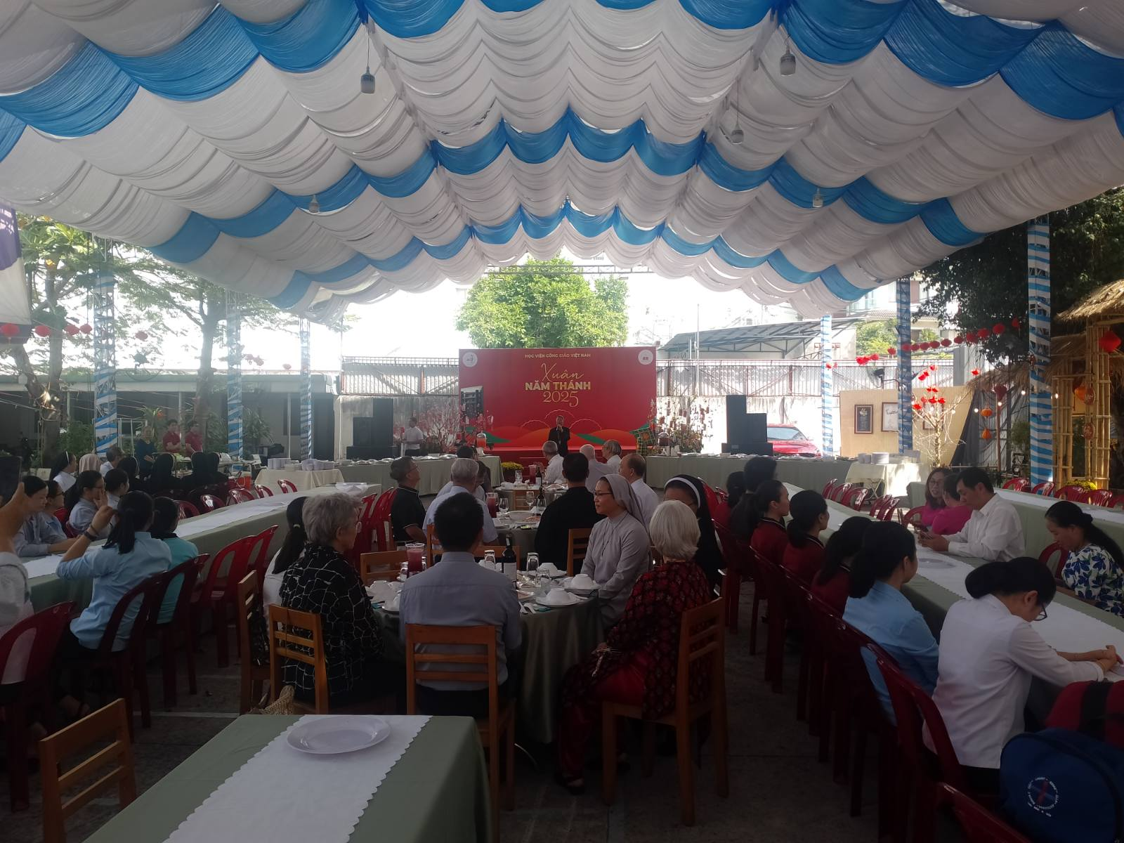 Học Viện Công Giáo Việt Nam Mừng Xuân Năm Thánh 2025