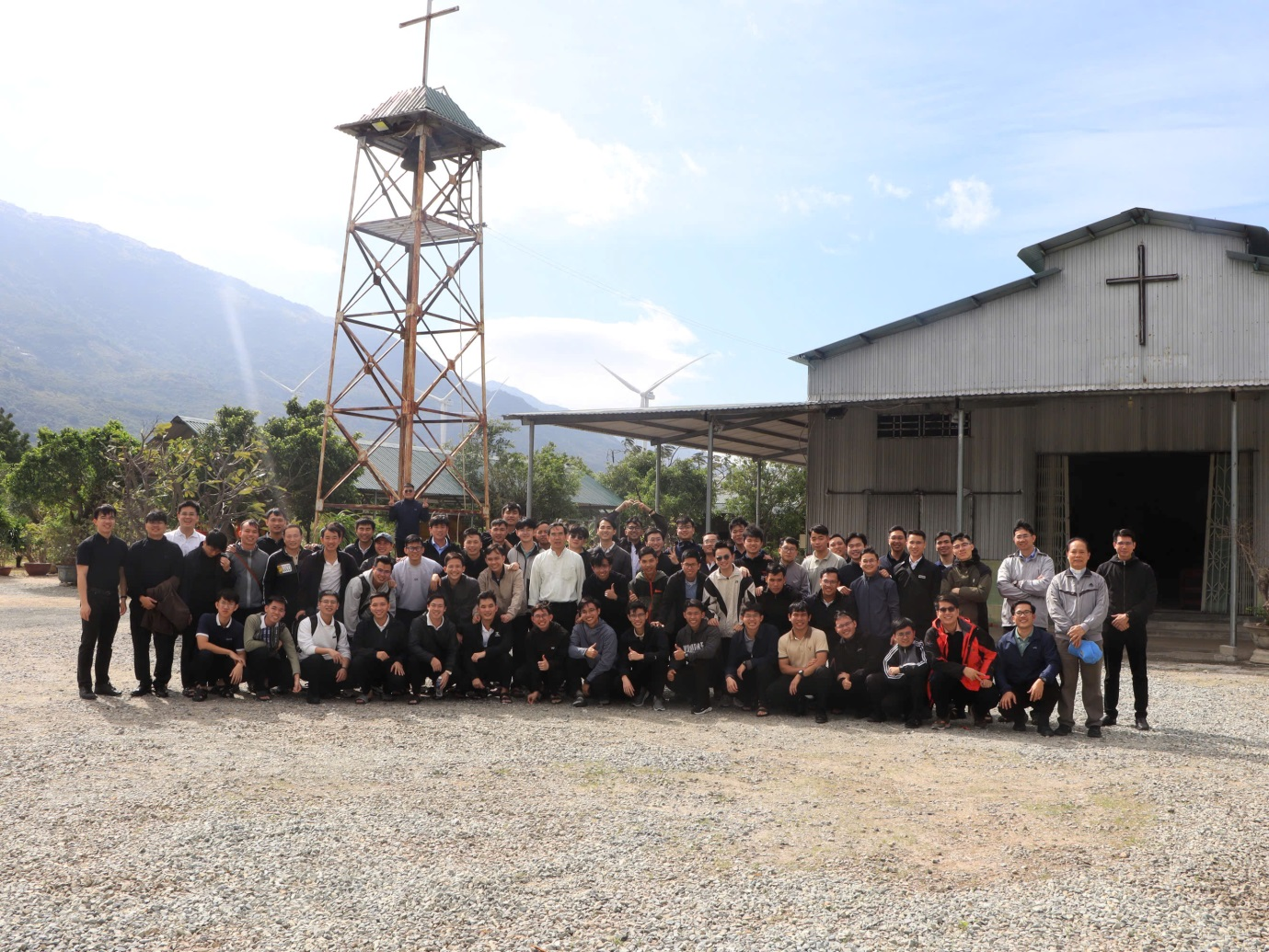 Chủng sinh Giáo phận Nha Trang: Lan toả xuân yêu thương