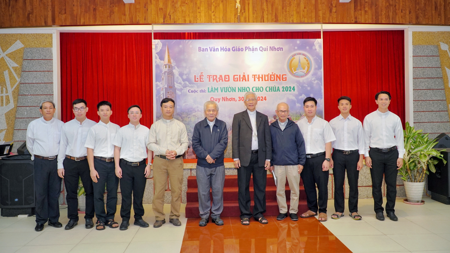 Quý thầy Giáo phận Qui Nhơn đạt giải ''Làm vườn nho cho Chúa''