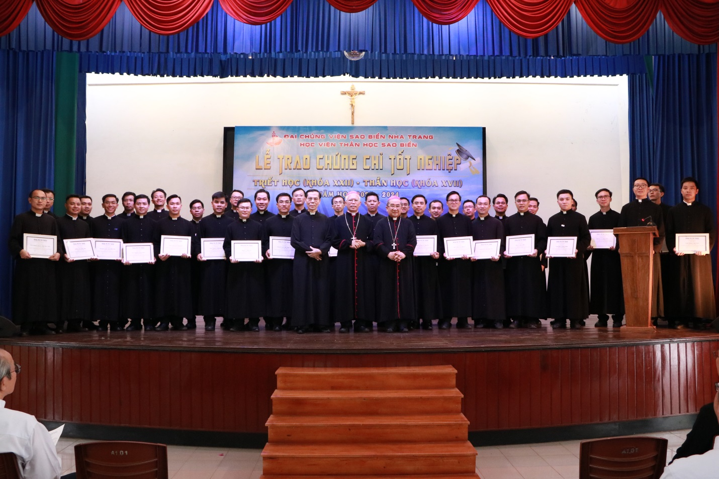 Đại Chủng viện Sao Biển Nha Trang bế giảng năm học 2023-2024